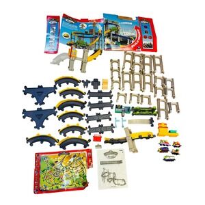 Chuggington Die Cast Brewster Big City Adventure Playset LOT 5 Trains MORE